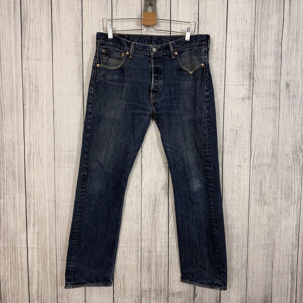 Levi’s 501 Men’s W34xL30 Blue Dark Wash Button Fly Classic Straight Leg Jeans